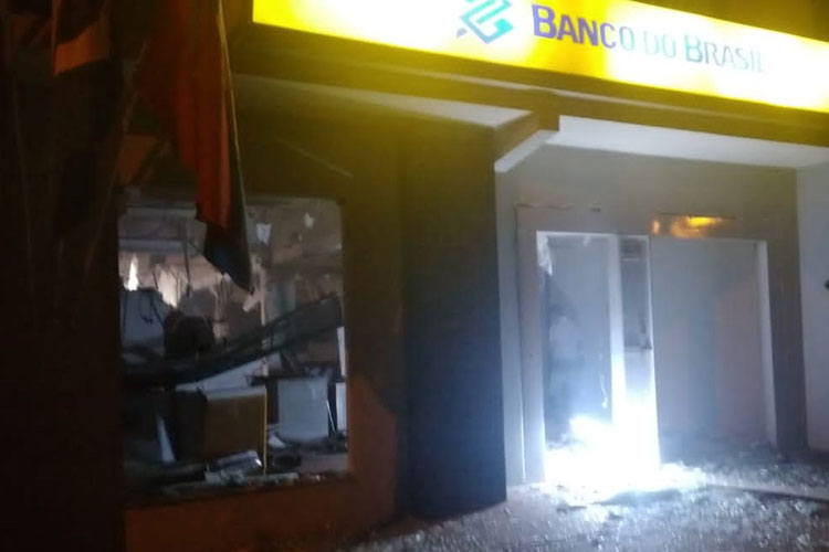 Bandidos explodem agência do Banco do Brasil em Lagoa Real