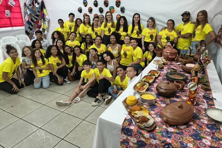Brumado: Escola promove o projeto 'Consciência Negra, Meu Lugar No Mundo'