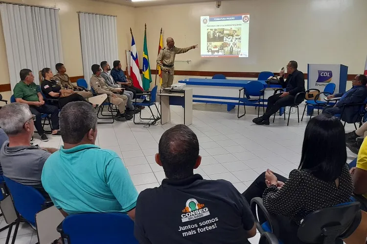 Brumado: 'Para vencermos, a rede tem que estar unida', diz Élson Pereira em reunião do Conseg