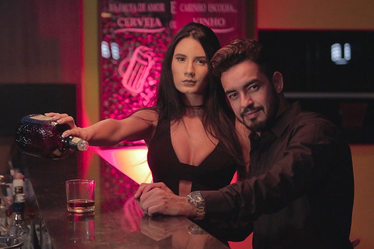 Cantor sertanejo, Chris Pimenta lança seu primeiro clip para todo o Brasil