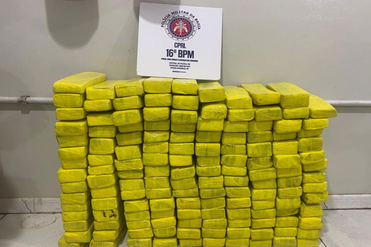 Serrinha: Quatro homens são presos com 130kg de maconha após flagrante da PM