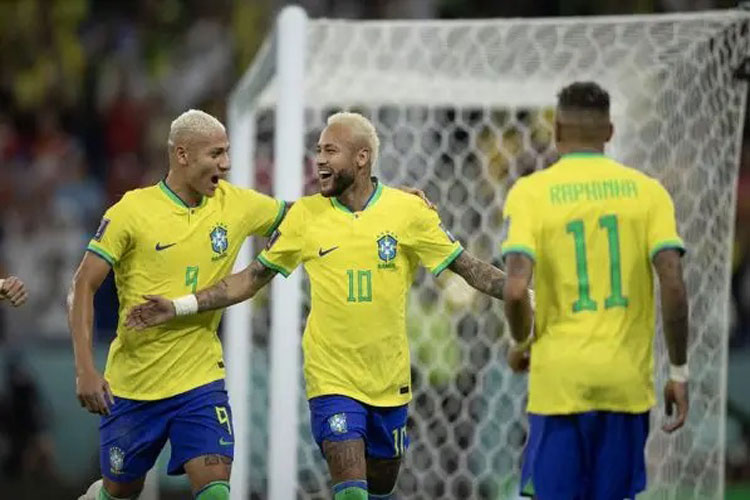 Brasil passeia contra a Coreia do Sul e enfrentará Croácia nas quartas da Copa do Mundo