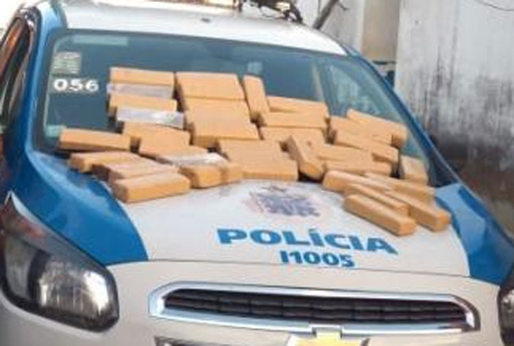 Cândido Sales: Polícia encontra R$ 200 mil em droga dentro de imóvel