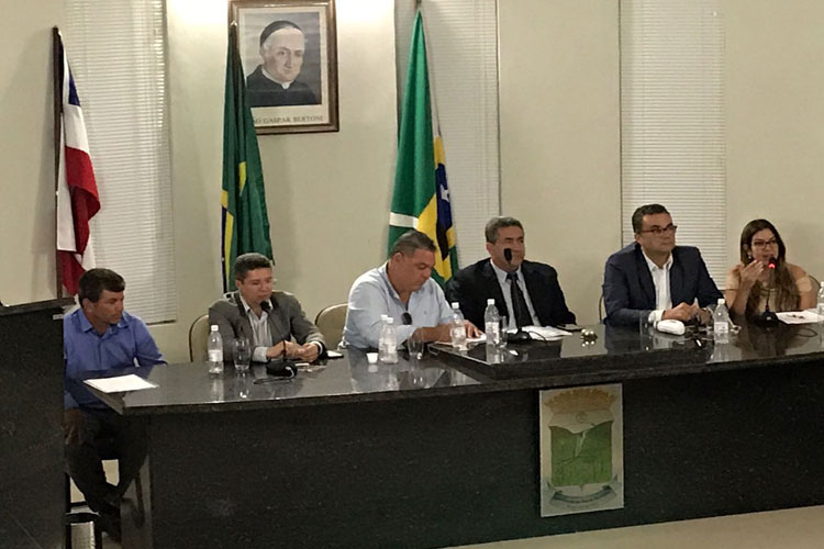 Legislativo brumadense participa de encontro para criação da União Regional dos Vereadores