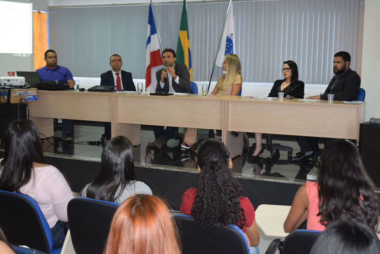 MP abre debate para implantar rede de combate à violência contra mulher em Brumado