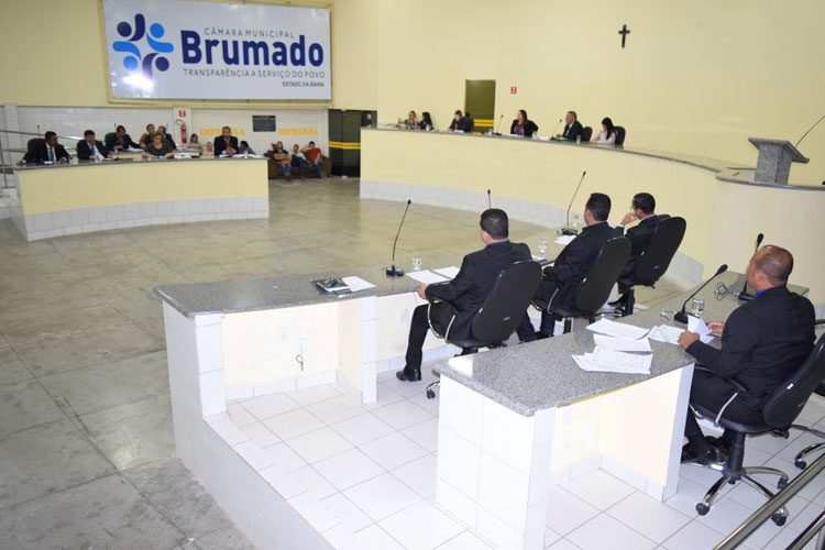 Projeto orçamentário plurianual de Brumado passa por primeira votação no Legislativo
