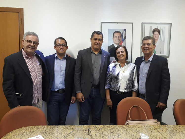 Vereadores defendem pleitos de Condeúba em visita a Salvador