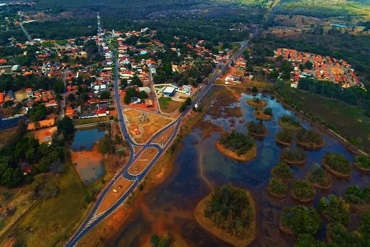 Moradores relatam serviço precário de iluminação pública em Livramento de Nossa Senhora