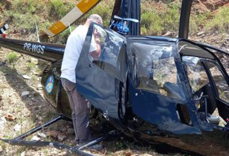 Helicóptero cai com deputado federal Jonga Bacelar em Monte Santo