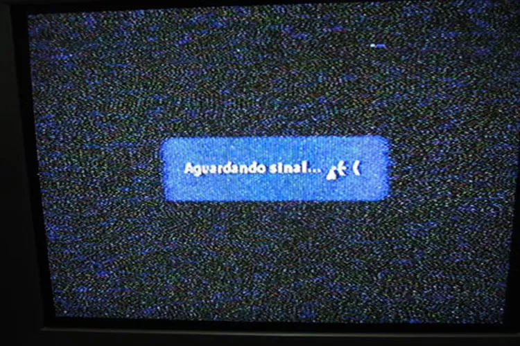 População de Brumado cobra retorno de canais de televisão que estão fora do ar