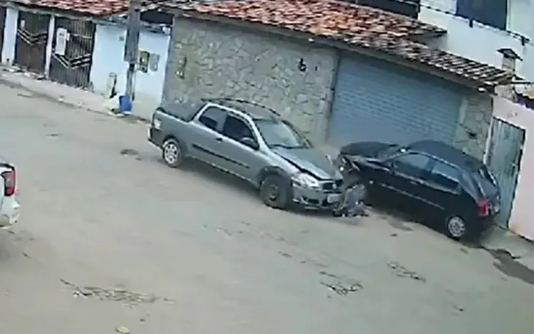 Agente de trânsito bate carro e é preso por dirigir alcoolizado em Itabuna