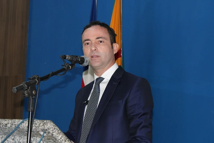 Brumado: Prefeito faz retrospectiva de vitórias e dá nota 8 a seu 1º ano de mandato