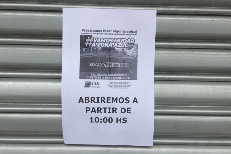 Brumado: Comércio amanheceu de portas fechadas em protesto por readequação a zona azul