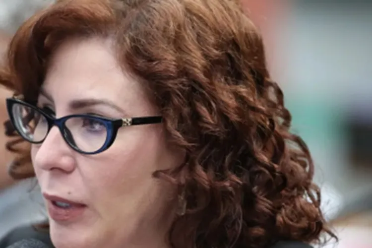 Após audiência de custódia, Justiça Italiana mantém Carla Zambelli presa