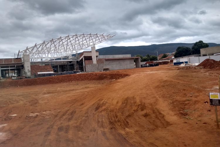 Obras da policlínica regional de saúde avançam na cidade de Brumado