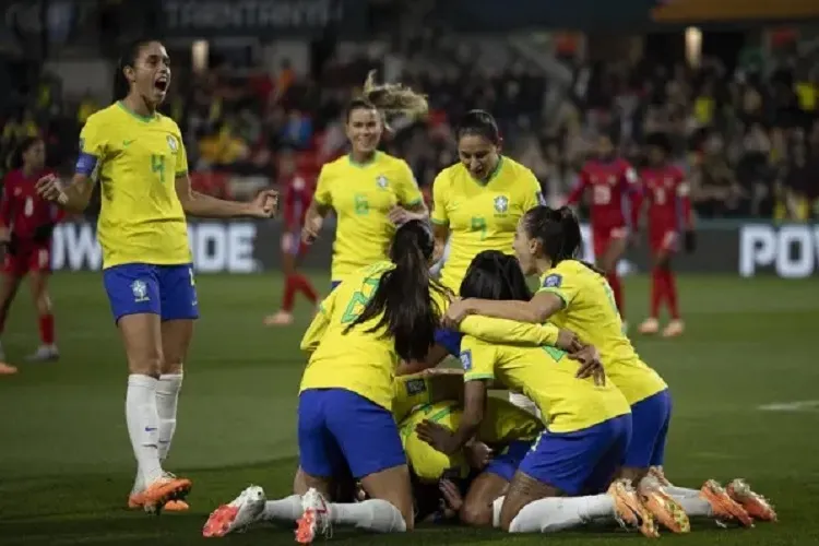 Brasil estreia com goleada sobre o Panamá na Copa do Mundo Feminina