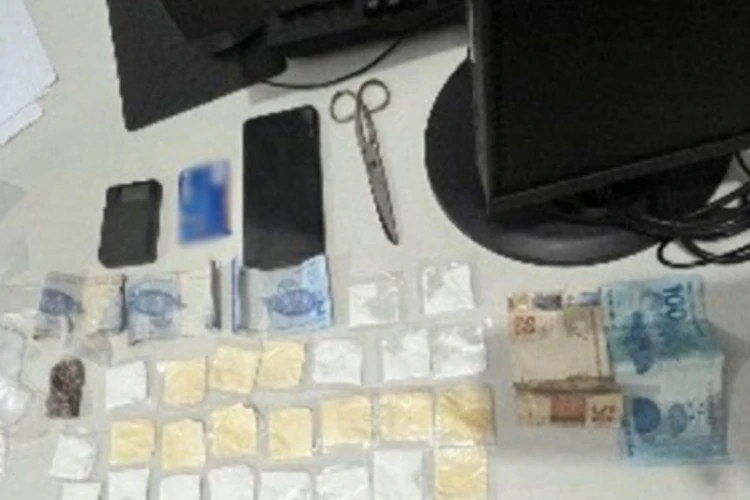 4ª CIPM apreende drogas e dinheiro durante abordagem na zona rural de Ibipitanga