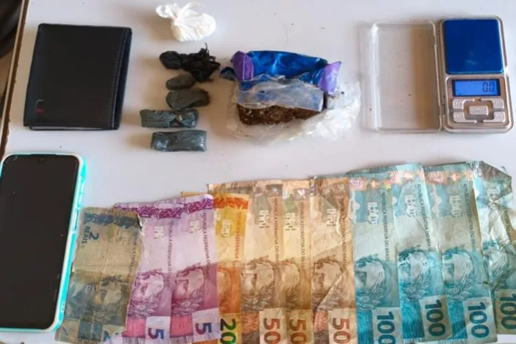 38ª CIPM interrompe tráfico de drogas durante vaquejada em Carinhanha