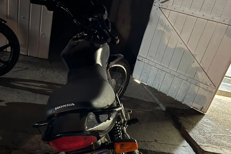 46ª CIPM recupera moto com restrição de furto/roubo em Paramirim