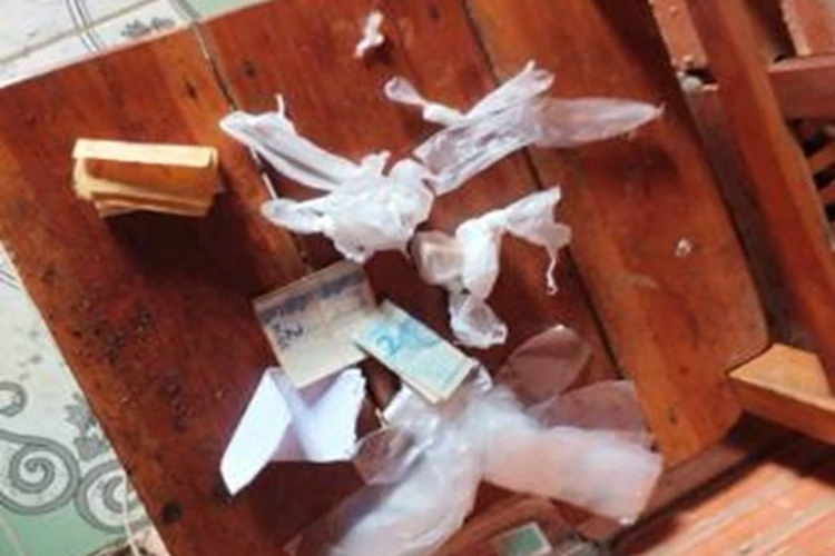 Jovem de 19 anos é presa em flagrante acusada de tráfico de drogas em Iuiu