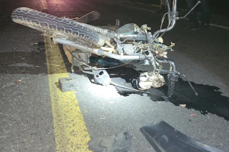 Homem morre após colisão frontal entre motocicleta e caminhão na BR-030 em Caetité