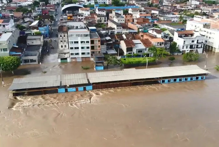 Número de cidades afetadas pelas chuvas sobe para 117 e afetados passam de 260 mil