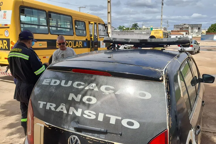 Brumado: SMTT inicia segunda etapa da vistoria nos veículos do transporte escolar