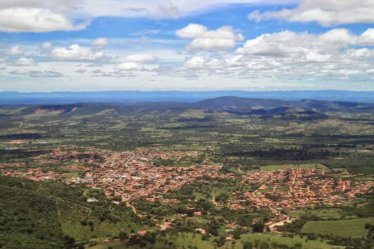 Homem que esfaqueou ex-mulher com bebê no colo é preso na zona rural de Boquira