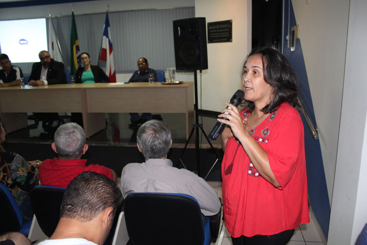 Líder sindical critica modelo da zona azul destacando passividade do povo de Brumado