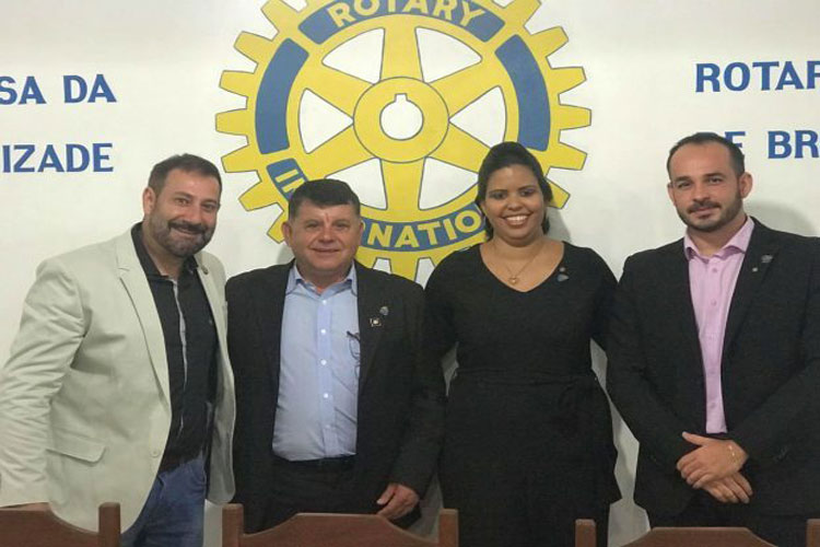 Brumado: Novo conselho diretor é eleito em cerimônia realizada pelo Rotary Club e pela Casa da Amizade
