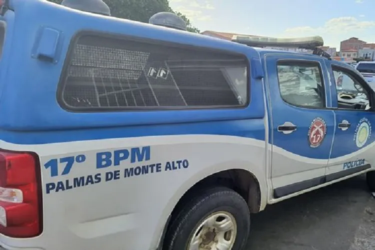PM prende acusada de atingir namorado com golpes de faca em Palmas de Monte Alto