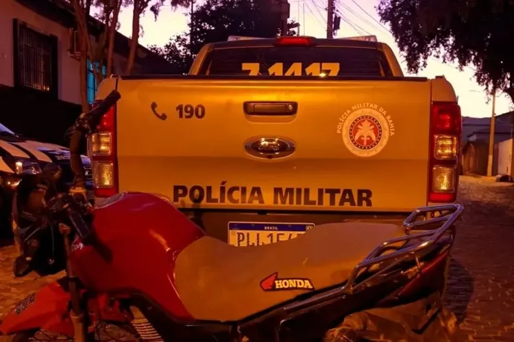 Rio do Antônio: PRE recupera veículo com restrição de furto e roubo na BR-030