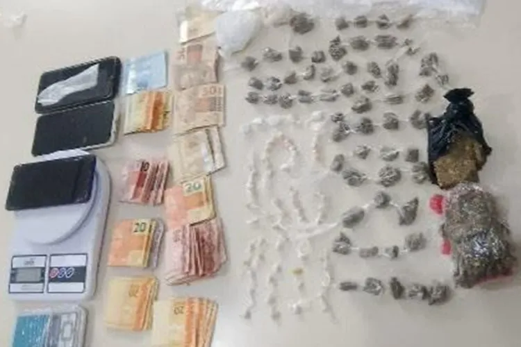 17º BPM prende três indivíduos e apreende drogas durante abordagem em Guanambi