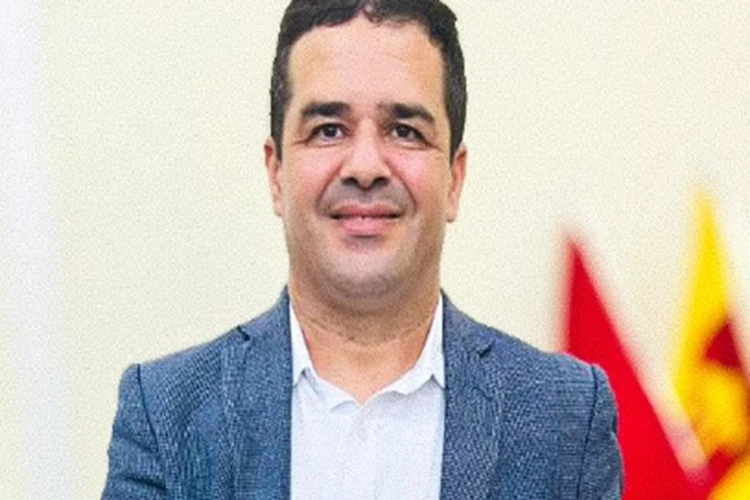 Guanambi: Advogado terá que ressarcir R$ 325 mil e perde cargo de professor da Uneb