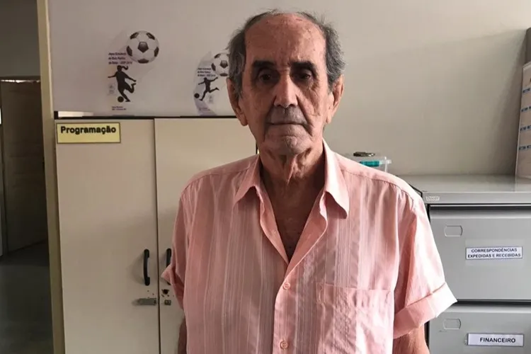 Morre o professor Joaquim Alves Brito; ele atuou por mais de 50 anos em Guanambi