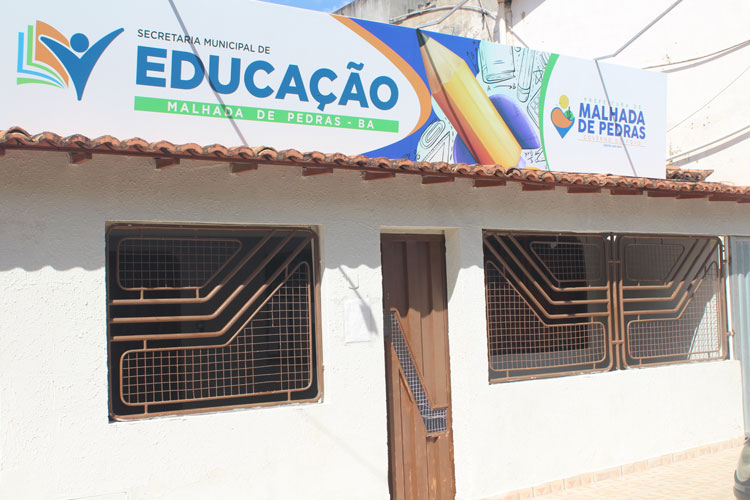 Secretaria de educação tem levado alfabetização para centenas de munícipes em Malhada de Pedras