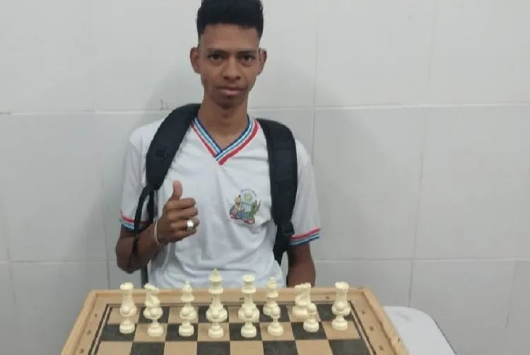 Estudante de Barreiras conquista 1º lugar na Olimpíada Brasileira de Matemática em Libras