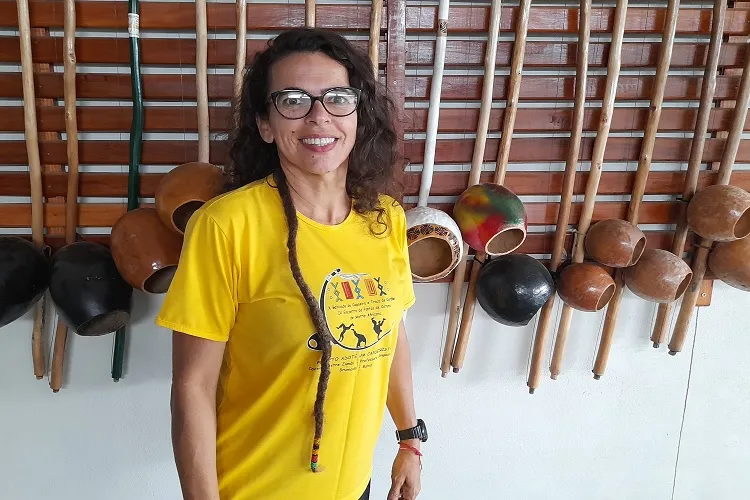 Gingadinha retorna a Brumado após intercâmbio de capoeira pela Europa