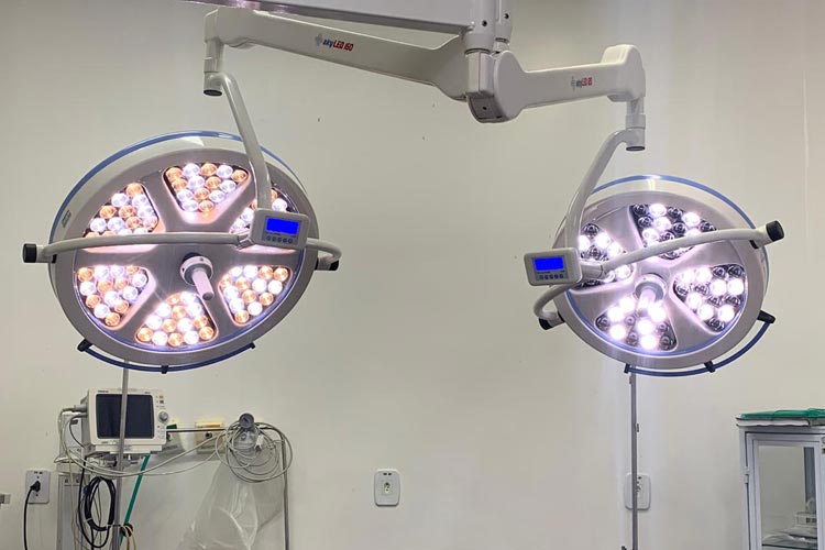 Instalados aparelhos de foco cirúrgico de última geração no Hospital Municipal de Brumado