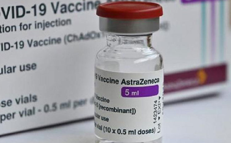 Agência Europeia descobre 'possível ligação' entre vacina da AstraZeneca e coágulos