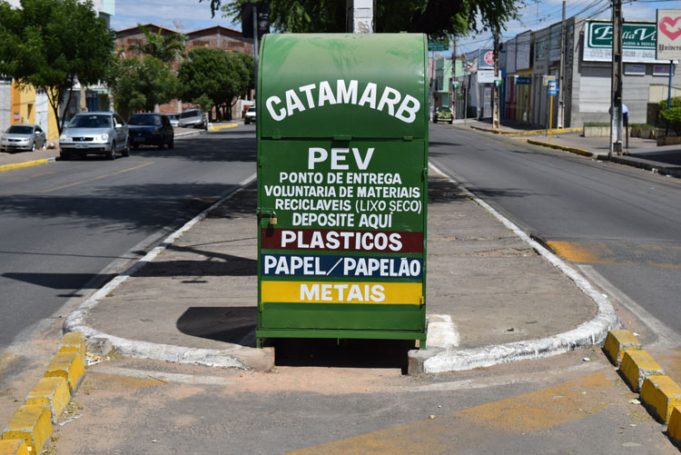 Prefeitura instala pontos de entrega voluntária de recicláveis em Brumado