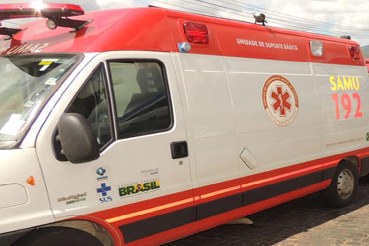 Feira de Santana: Idosa morre após ambulância quebrar durante atendimento