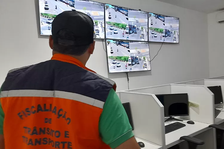 SMTT inicia fiscalização por monitoramento eletrônico em Brumado