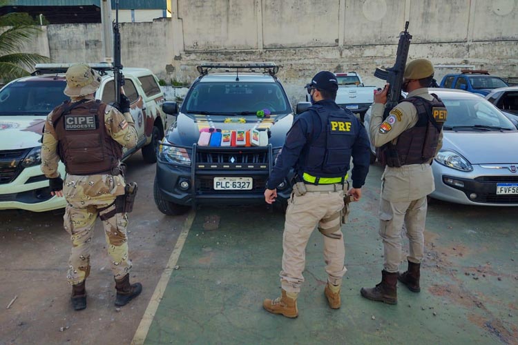 Brumado: 10 kg de pasta base de cocaína é encontrado em tanque de combustível de carro na BR-030