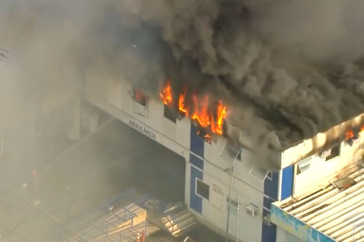 Hospital pega fogo e 3 morrem em transferência no Rio de Janeiro