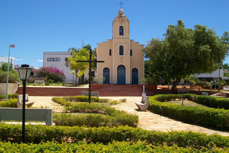 Paramirim: Professores protestam contra não pagamento integral do 13º salário