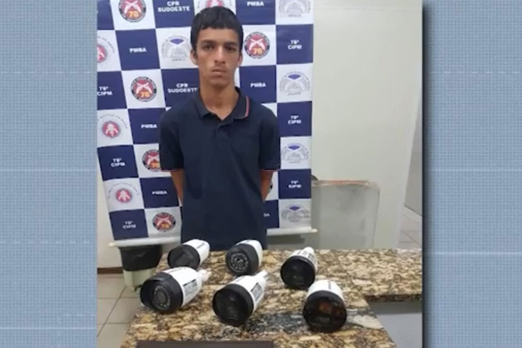 Vitória da Conquista: Jovem de 19 anos é preso após furtar câmeras de monitoramento da PM