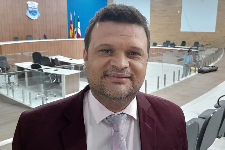 Vereador Amarildo Bomfim anuncia R$ 1,5 milhão em emendas para o município de Brumado