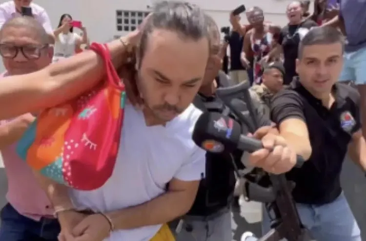 Marido de Sara Mariano é agredido em saída de fórum em Dias D’Ávila