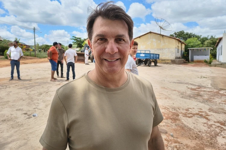 'Deserto de ideias': Deputado fala de legislatura pobre de política e radicalizada